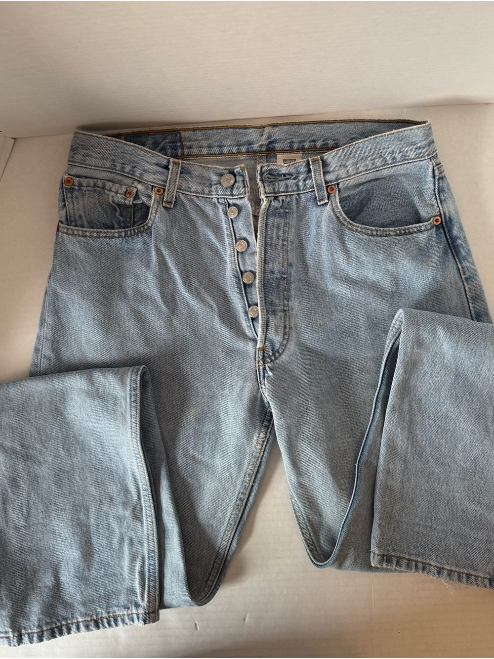 Levi's 501  Light Blue Straight Men's Jeans with Button Fly